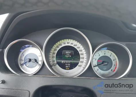 2013 Mercedes-Benz C 300 Luxury 4Matic/Sport 4Matic z USA, uszkodzony, nr VIN WDDGF8AB8DR287316